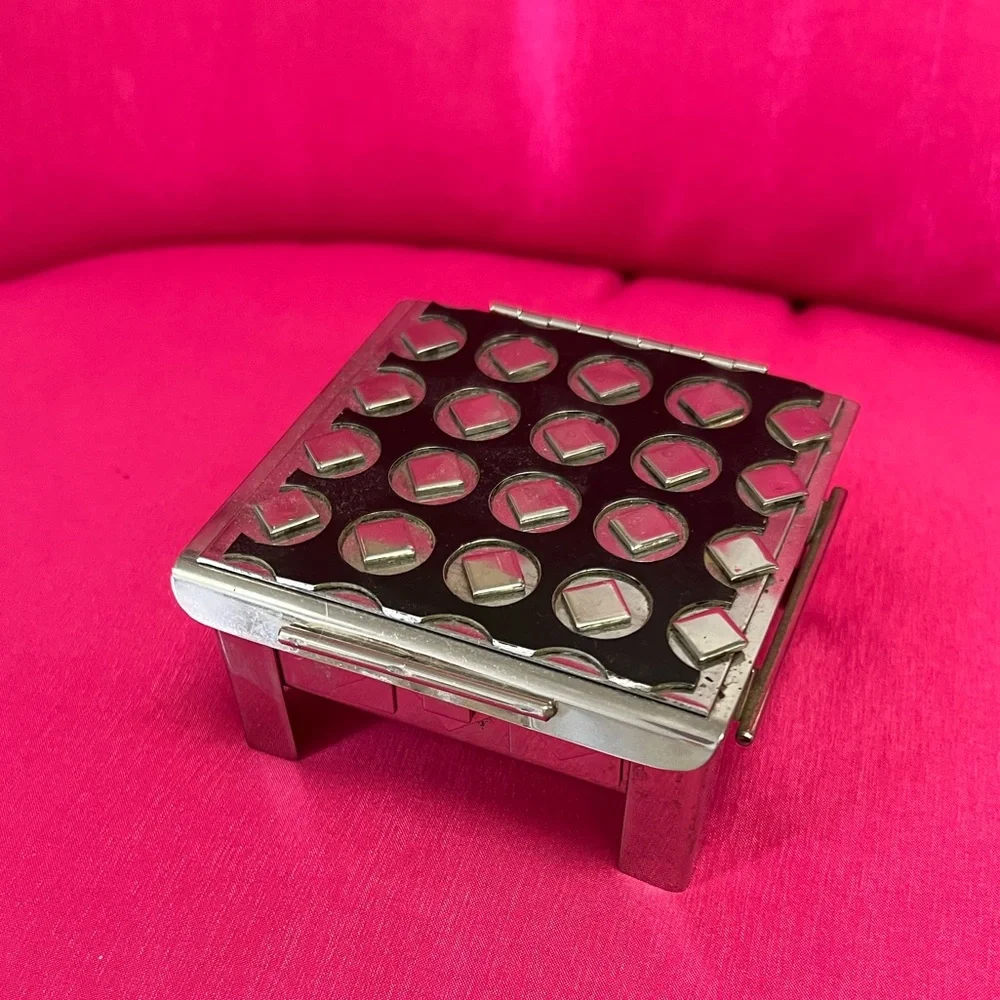 Men’s heavy duty welded metal toolbox jewelry holder-RARE